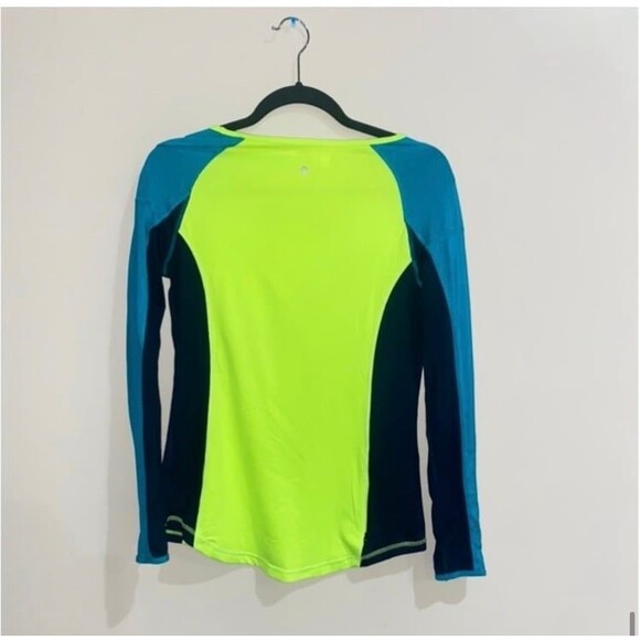 Xersion Workout Shirt Size M - Picture 4 of 5